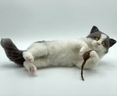 Kitty The Kitten | Artisan Needle Felting Kit