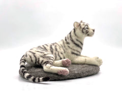 Tasia The Tiger | Needle Felting Kit