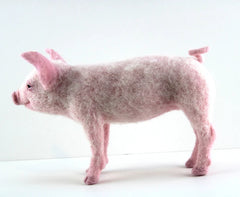 Pippin The Pig | Needle Felting Kit