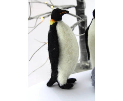 Peter, Piper & Pickle The Penguin Family